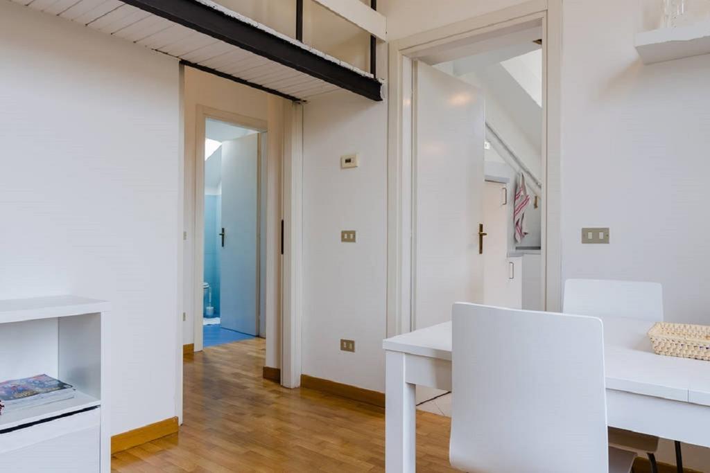 V12 Design Apartments Milano Phòng bức ảnh